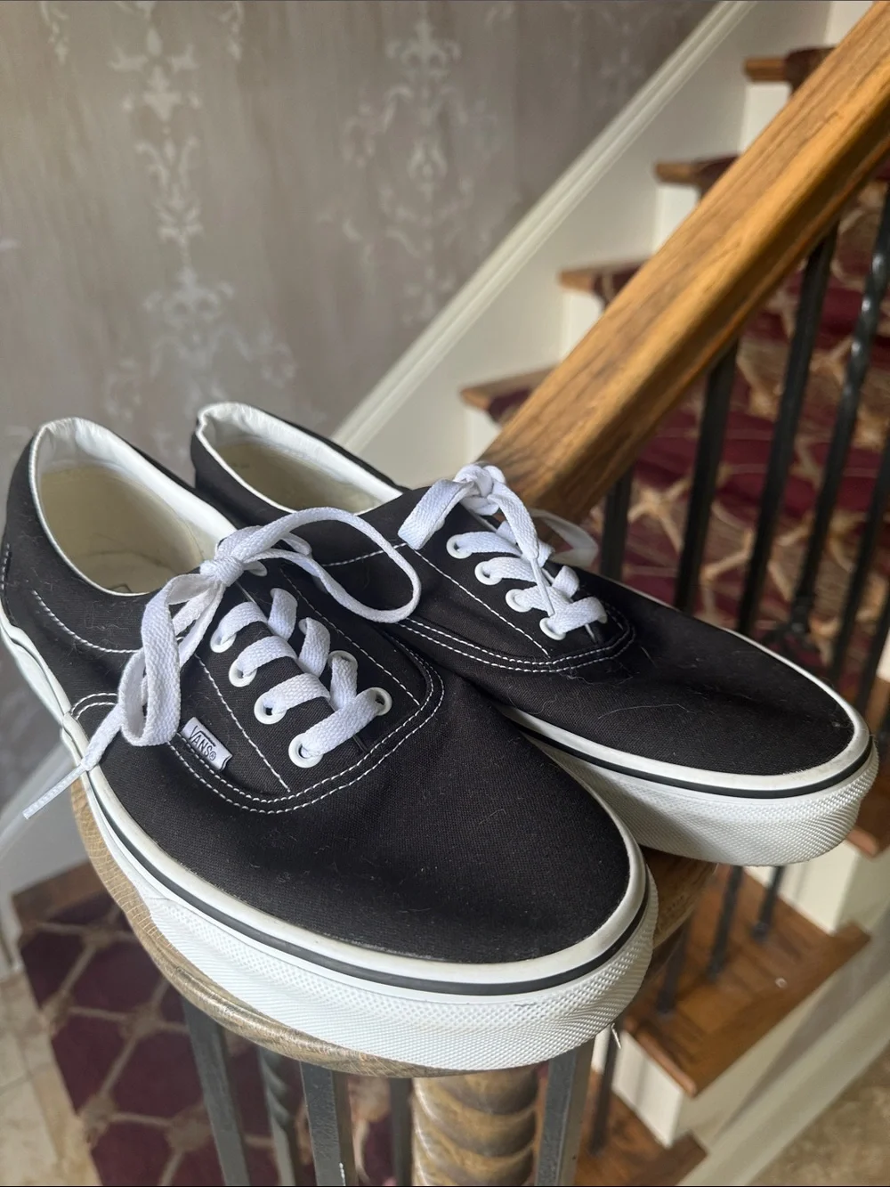 VANS ERA skate shoe men’s size 12 excellent condition super clean